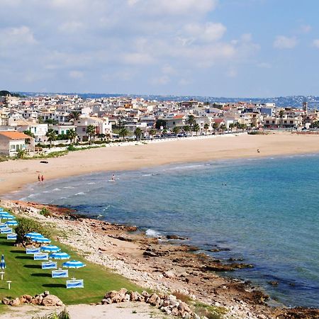 Hotel Acquamarina دونّالوكاتا المظهر الخارجي الصورة