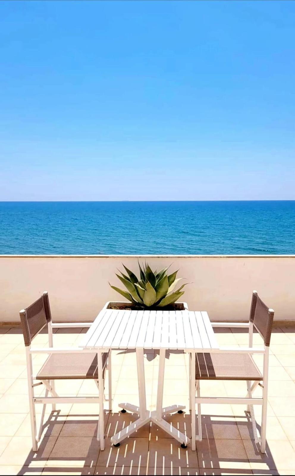 Hotel Acquamarina دونّالوكاتا المظهر الخارجي الصورة