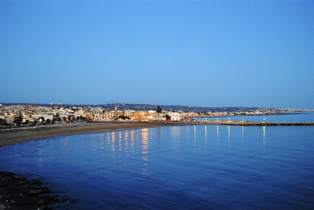 Hotel Acquamarina دونّالوكاتا المظهر الخارجي الصورة