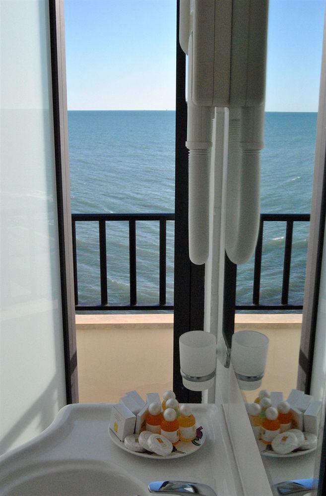 Hotel Acquamarina دونّالوكاتا المظهر الخارجي الصورة
